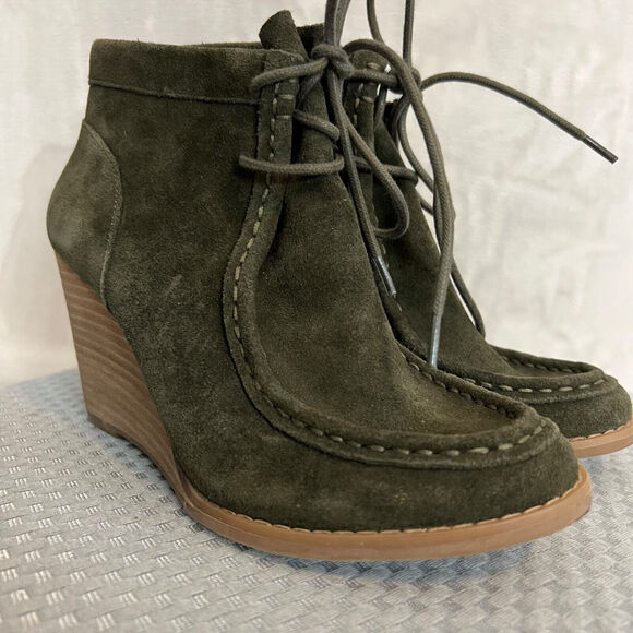 Lucky Brand Ysabel Chukka Booties Womens 6 Green Suede Lace Up Wedge Ankle Shoes - Picture 2 of 13
